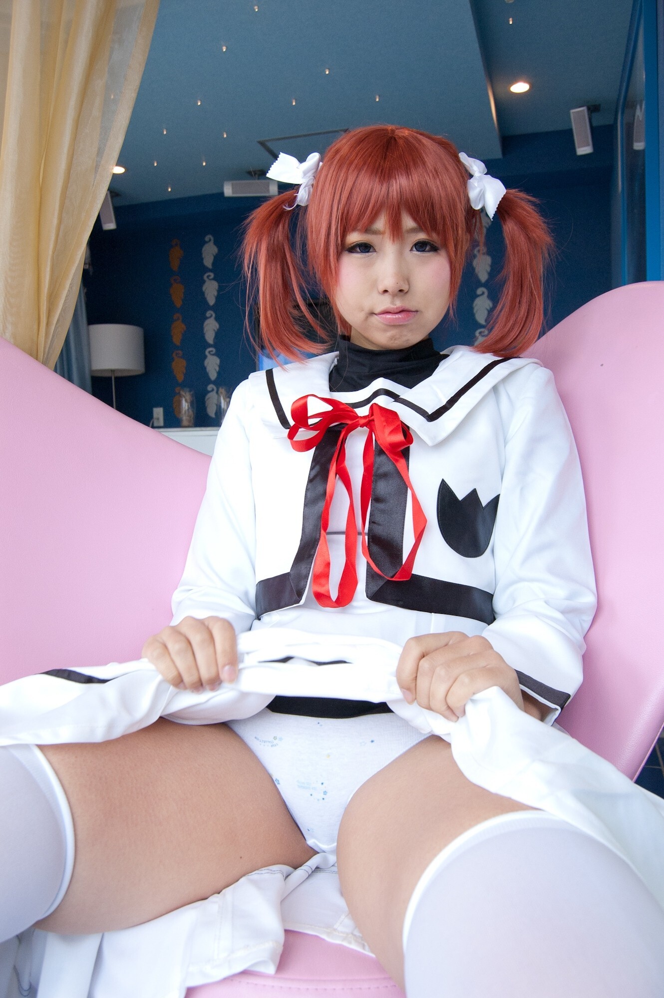 [Cosplay]  Hot Maho Shojo Lyrical Nanoha 1